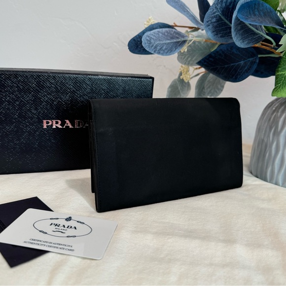 EUC✨PRADA Nylon & Leather Bifold Wallet - Picture 6 of 14